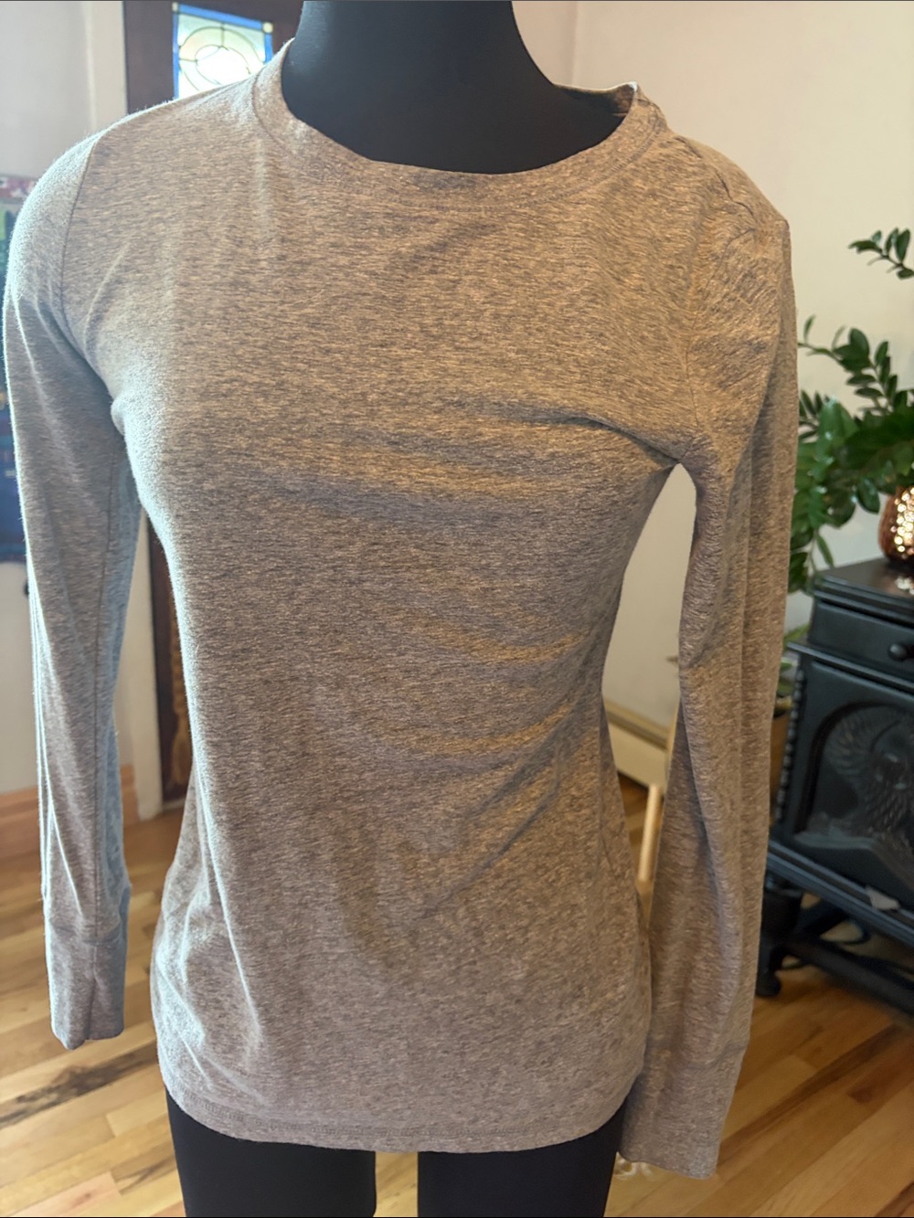 Mossimo Supply Co. Heather Gray Long Sleeve Crewneck Top